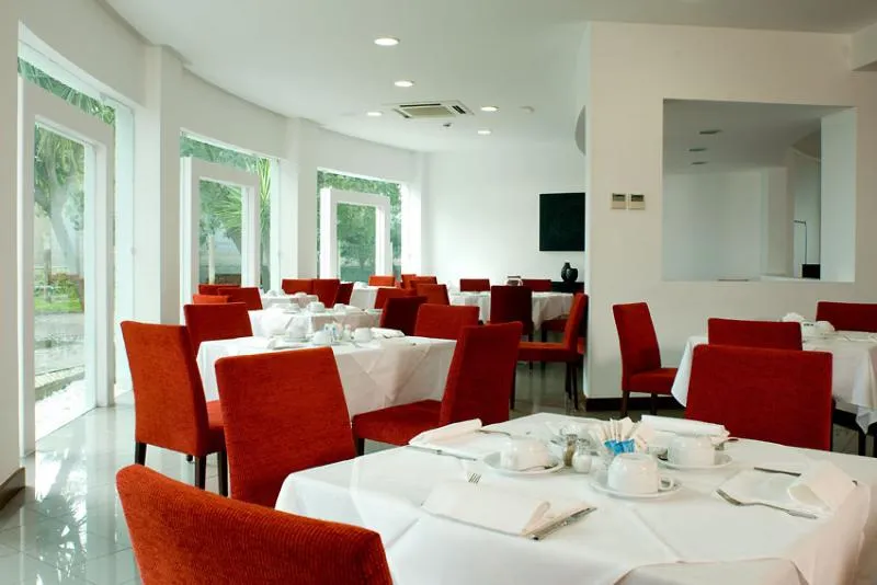 Restaurant, Leziria Parque Hotel, Lisbon