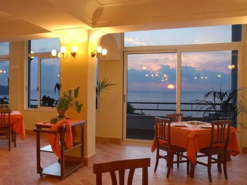 Restaurant, Baia, Naples