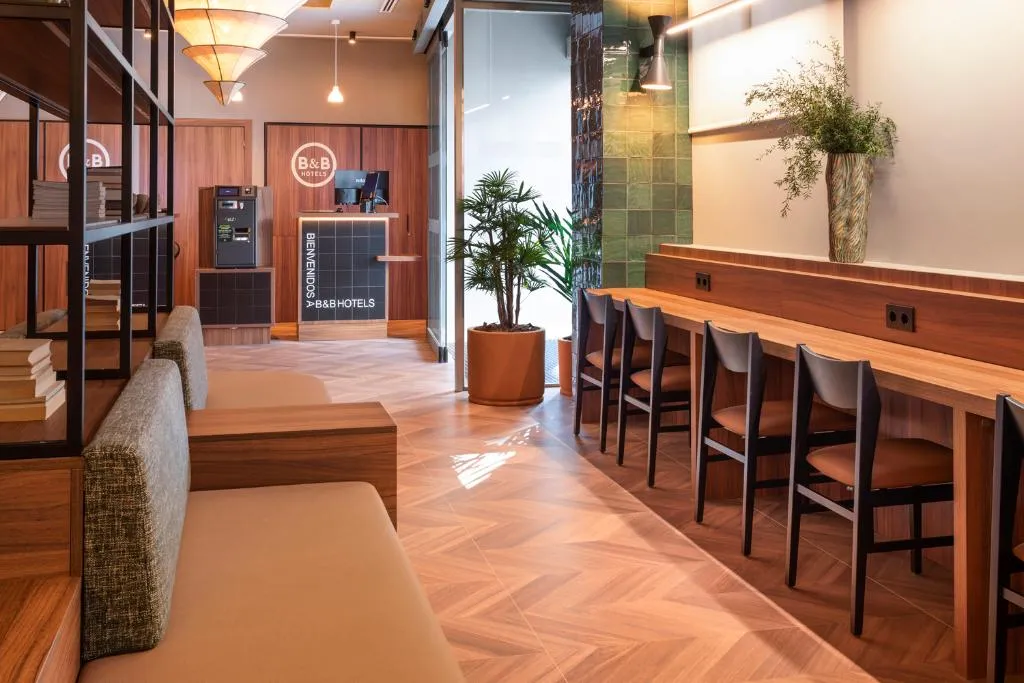 Bar, B&B HOTEL Alicante Centro, Costa Blanca