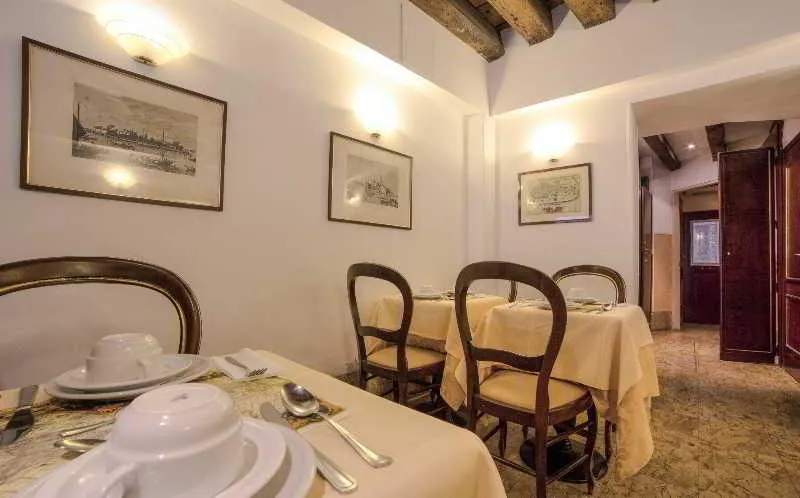 Restaurant, Lanterna Di Marco Polo, Venice