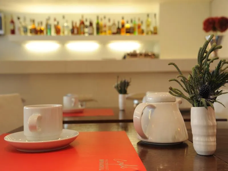 Bar, Brasil Suites Boutique Hotel, Athens