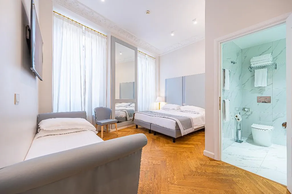 TRIPLE STANDARD Room, Hosianum Palace, Rome