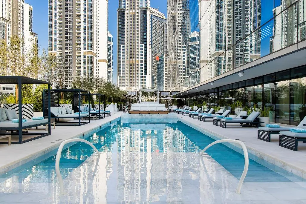 Pool, Me Dubai Residences By Melia, Dubai