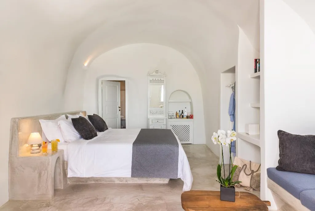 SUITE STANDARD Room, Alta Mare By Andronis, Santorini