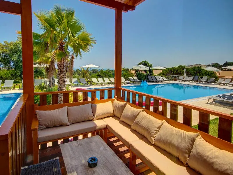 Terrace, Pinheiros da Balaia Villas, Algarve