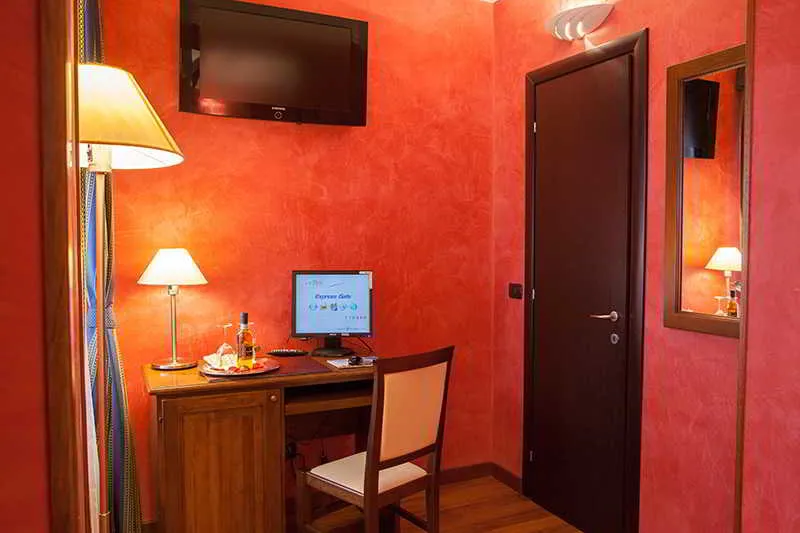 Room, Hotel Borgo, Florence