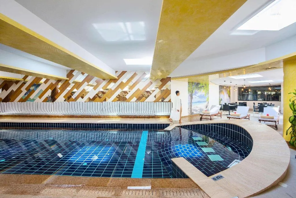 Pool, Cavo Maris Beach Hotel, Cyprus