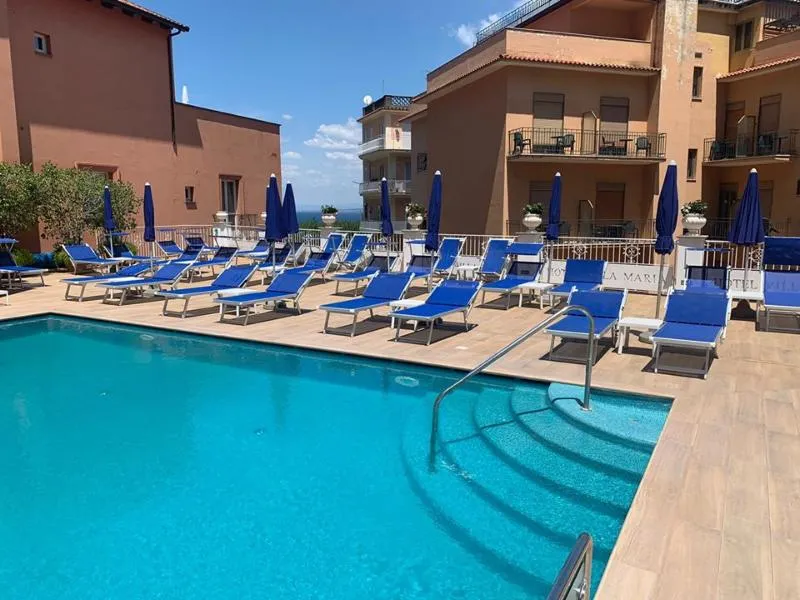 Pool, Villa Maria, Naples