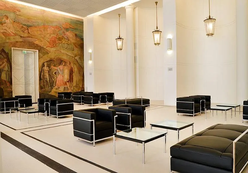 Restaurant, Palazzo Esedra, Naples