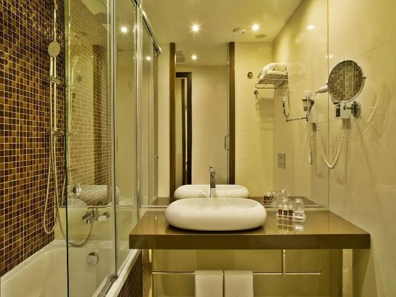 Double or Twin STANDARD Room, Turim Av Liberdade Hotel, Lisbon