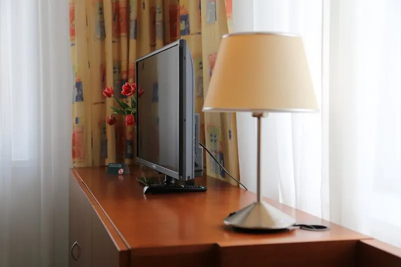 TWIN STANDARD Room, Popelka Hotel, Prague