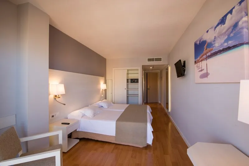 DOUBLE SINGLE USE POOL VIEW Room, Helios Hotel, Majorca