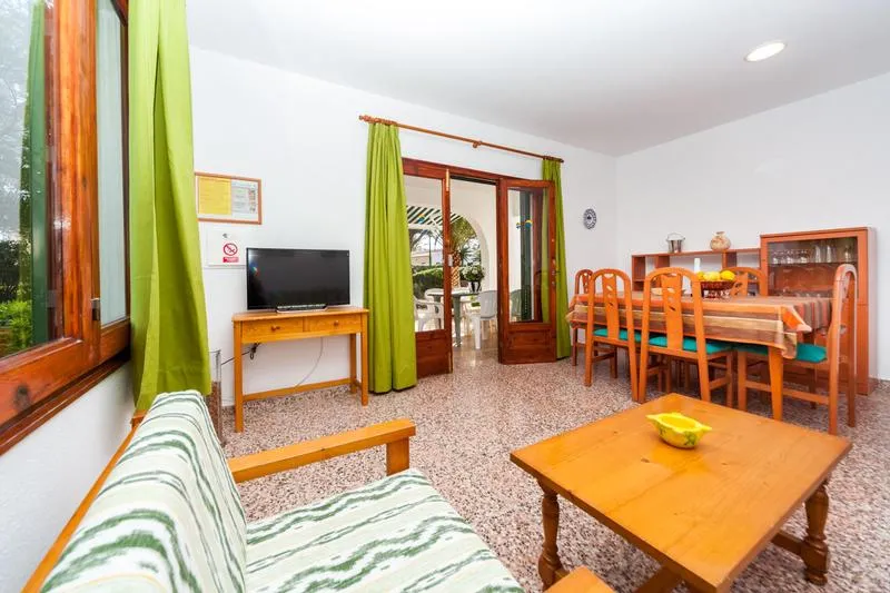 VILLA CAPACITY 6 THREE BEDROOM Room, Arenal Playa Menorca, Menorca