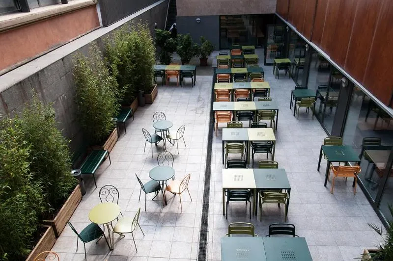 Terrace, Youth Hostel Pere Tarres, Barcelona