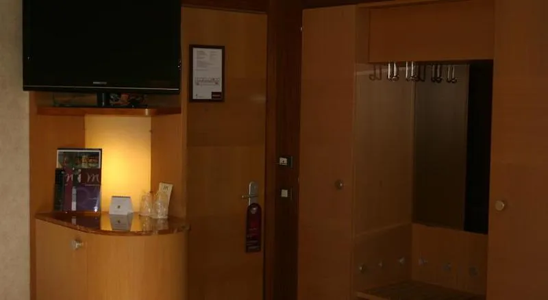 DOUBLE STANDARD Room, Mercure Roma West, Rome