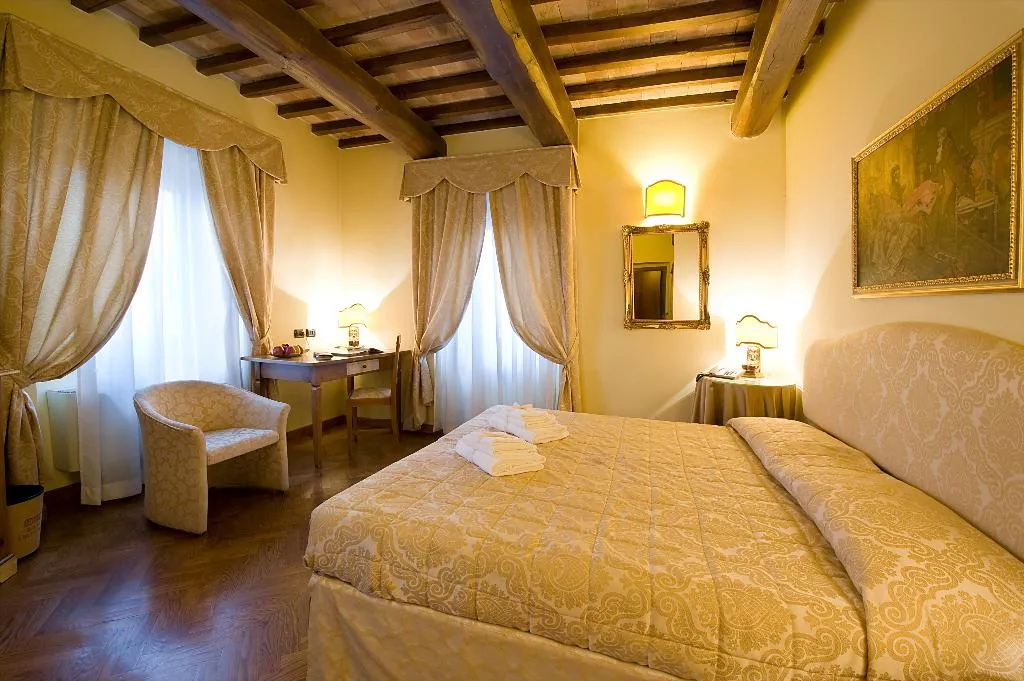 Double or Twin CLASSIC Room, Relais dell Olmo, Perugia