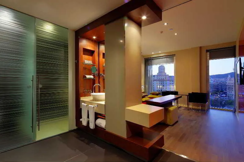 Room, Olivia Plaza Hotel, Barcelona