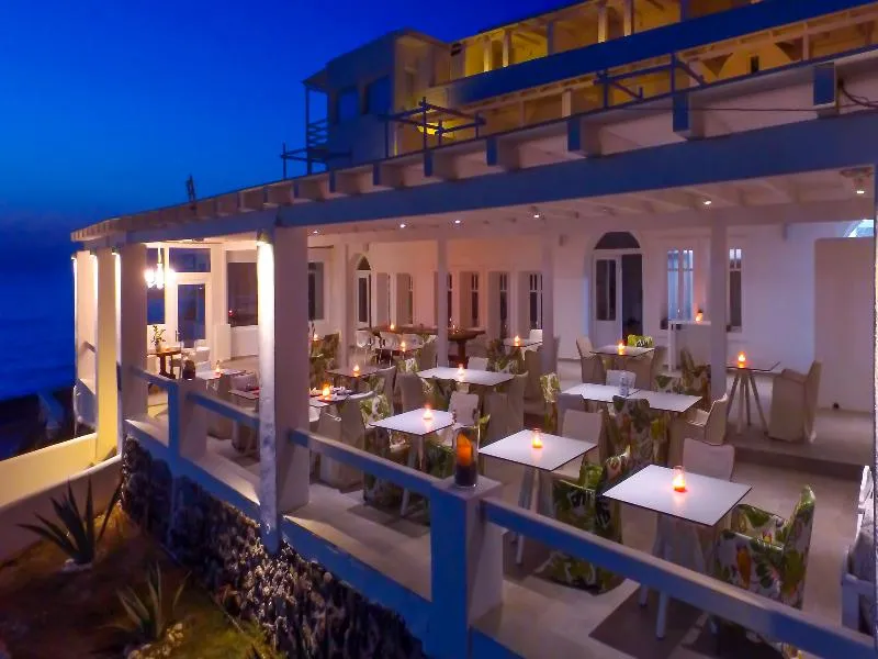 Restaurant, Notos Therme & Spa By Mr and Mrs White, Santorini