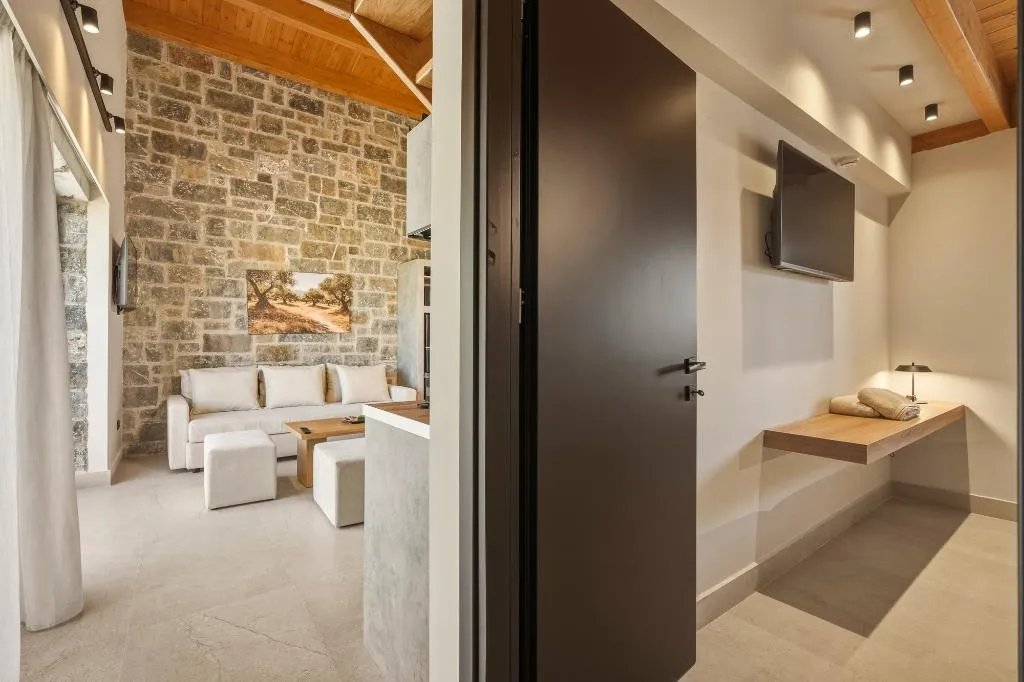 SUITE TWO BEDS Room, Volta Seaside Boutique Hotel, Crete