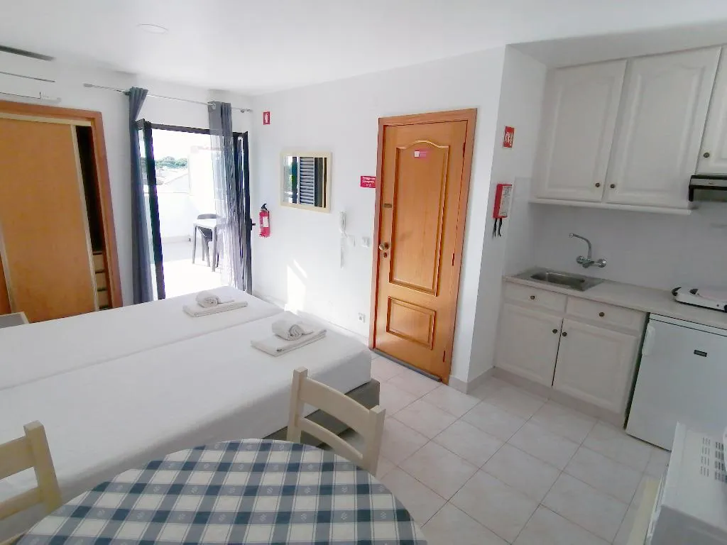 STUDIO SUPERIOR Room, Apartamentos Vale de Carros by Umbral, Algarve
