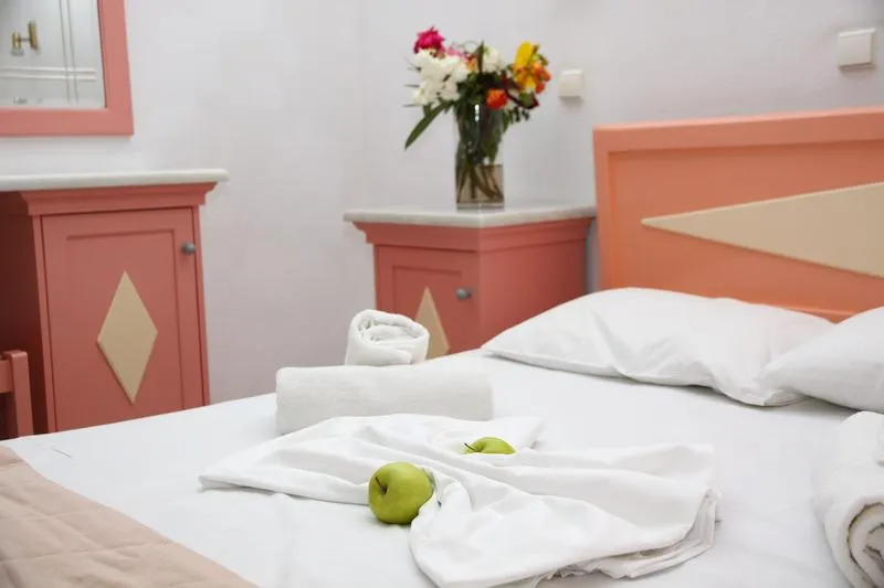 APARTMENT ONE BEDROOM Room, Montreal Hotel, Crete