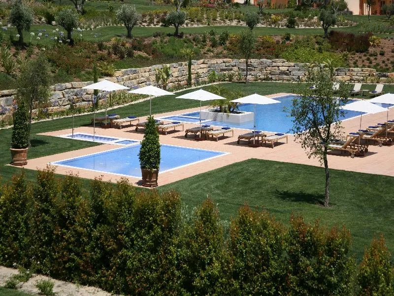Pool, Monte Rei Golf & Country Club, Algarve