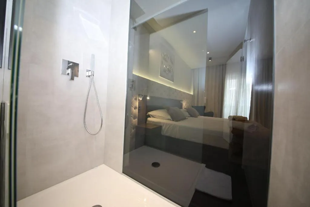 Double or Twin TWO BEDS Room, Hotel Scala, Split