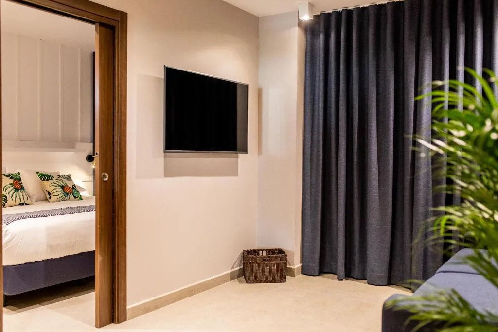 APARTMENT CAPACITY 3 Room, Ramirez Flats Valencia, Valencia