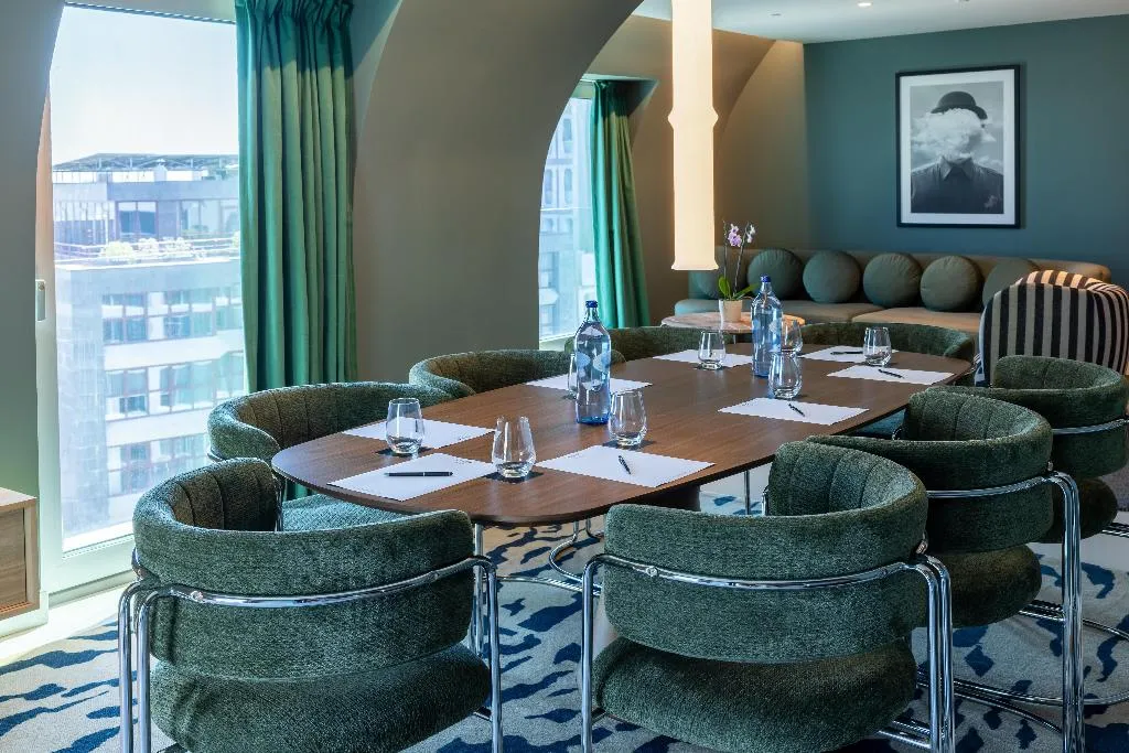 Room, Cenica Porto Hotel, Curio Collection By Hilton, Porto