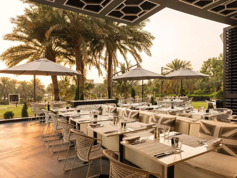 Restaurant, Le Royal Meridien Beach Resort and Spa, Dubai