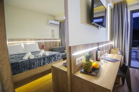 Yakinthos Hotel, Thessaloniki