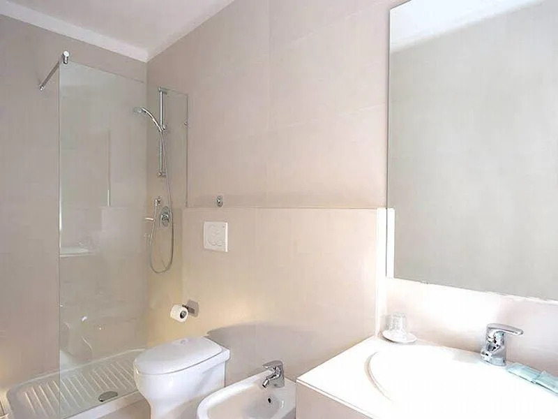 Room, Genius Downtown Hotel, Milan