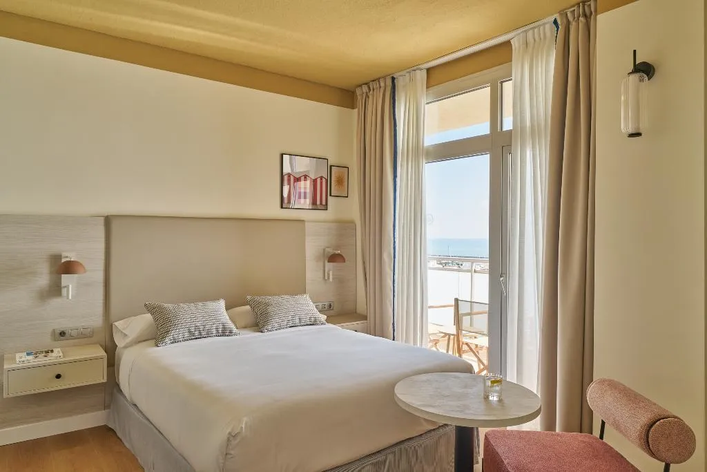 DOUBLE SINGLE USE PREMIUM SEA VIEW Room, Riviera Costa del Sol, Costa Del Sol