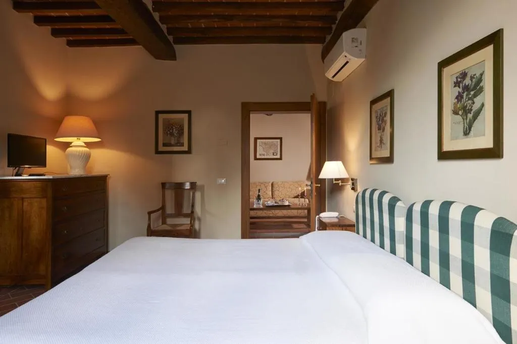 SUITE CAPACITY 4 Room, Borgo il Melone, Perugia