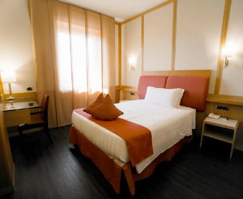 DOUBLE ECONOMY Room, Hilton Garden Inn Rome Colosseum, Rome