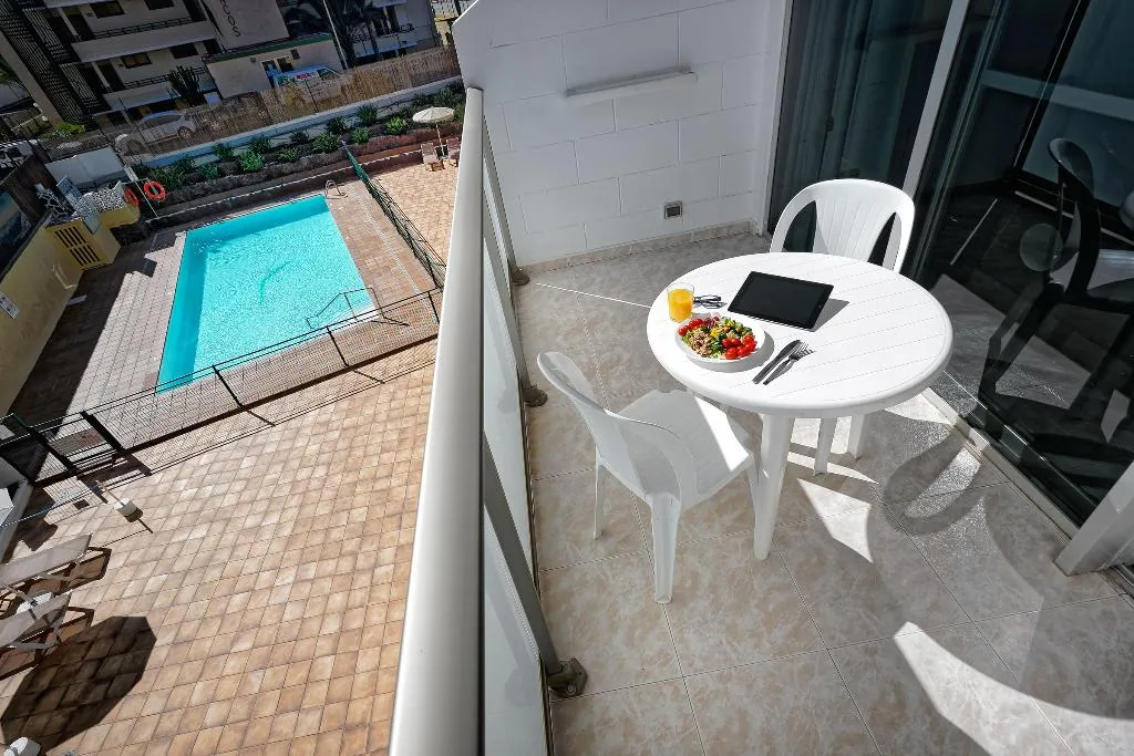APARTMENT POOL VIEW Room, Apartamentos Strelitzias, Gran Canaria