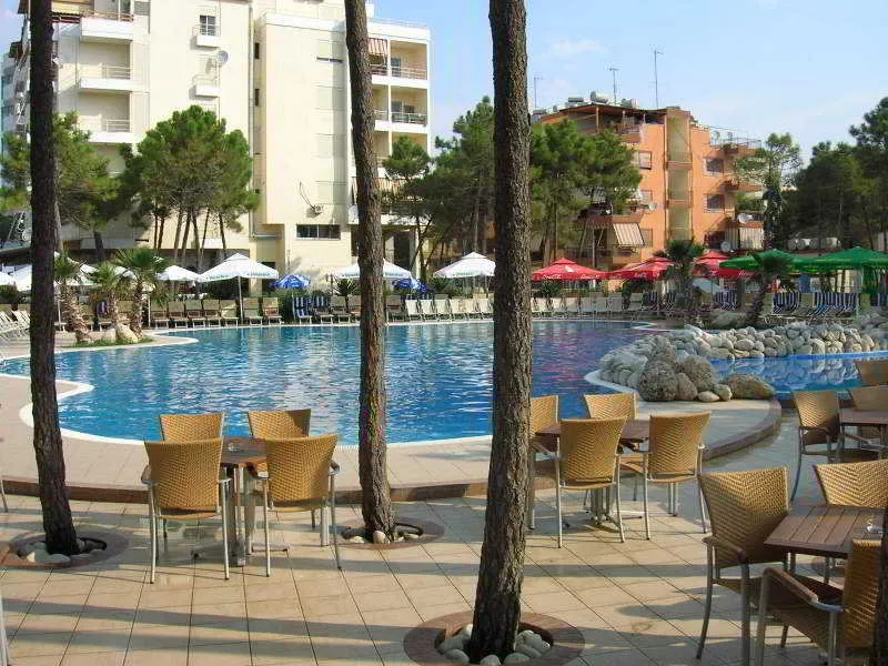 Pool, Dolce Vita, Durres