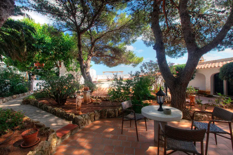 Terrace, Del Almirante Collingwood House, Menorca