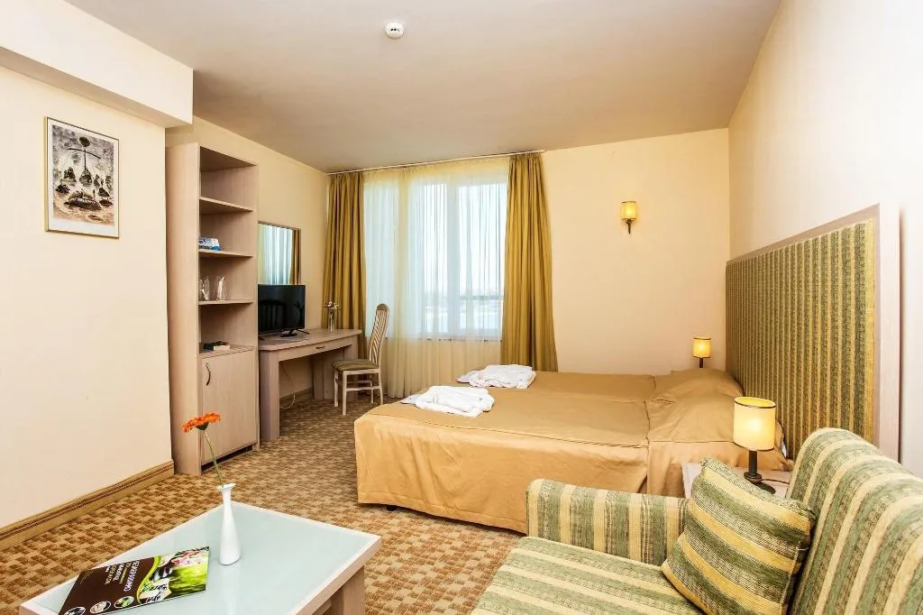 Room, Coral, Bourgas
