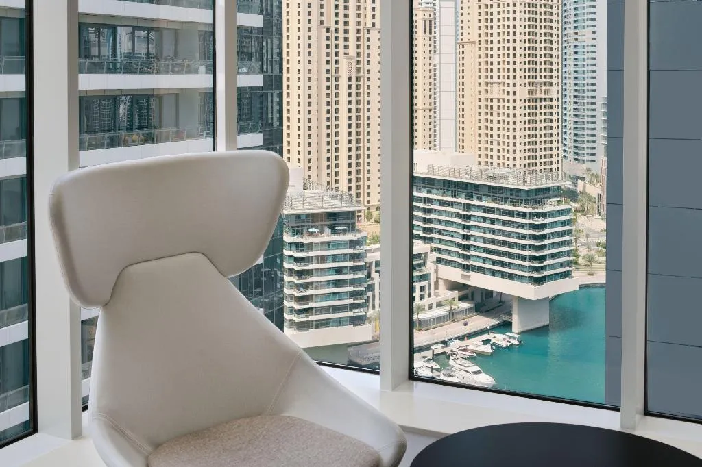 JUNIOR SUITE KING SIZE BED Room, Crowne Plaza Dubai Marina, Dubai