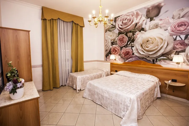 TRIPLE STANDARD Room, Casablanca, Naples