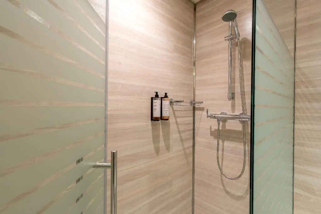 Room, Santos Maydrit Airport, Madrid
