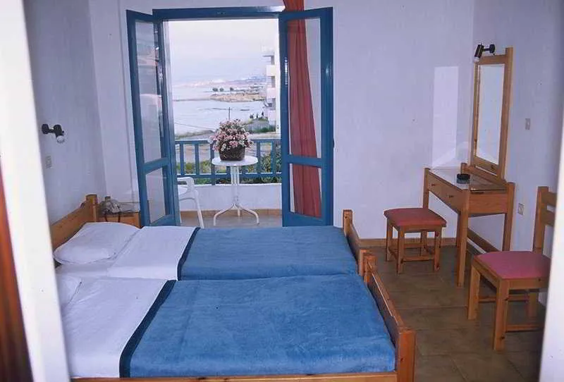 Room, Friday, Crete