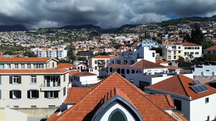 Residencial Mirasol, Madeira