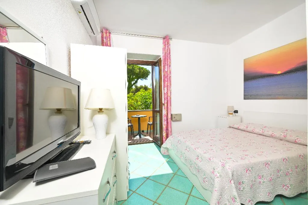 DOUBLE CLASSIC WITH BALCONY Room, Hotel Annabelle, Naples