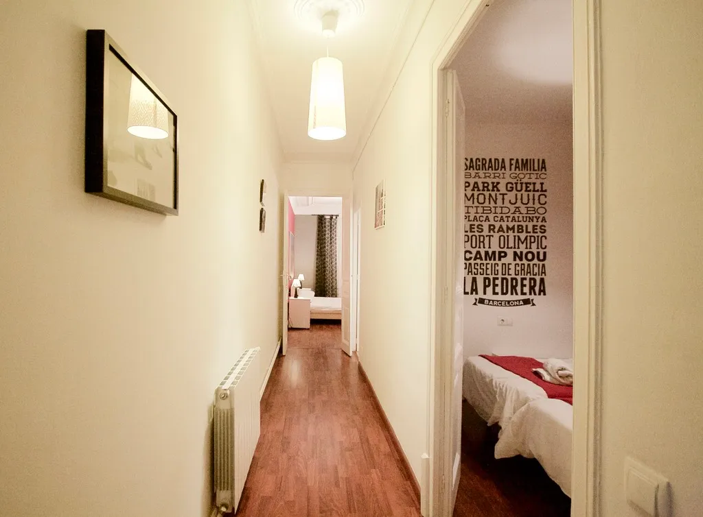 APARTMENT TWO BEDROOMS TWO BATHROOMS Room, Charm Apartments BCN, Barcelona