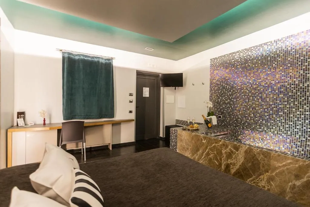 DOUBLE DELUXE Room, Hotel Tiro A Volo, Naples