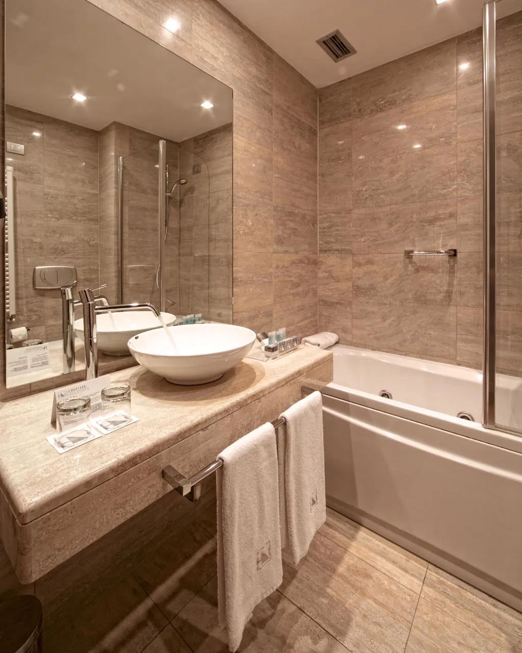 TWIN STANDARD Room, Eurostars Roma Aeterna, Naples