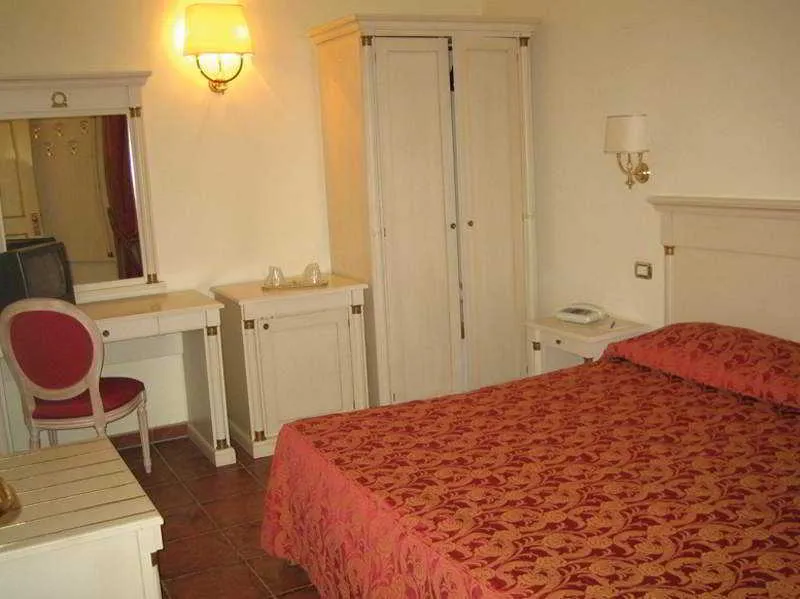 Room, Quadrifoglio I, Rome
