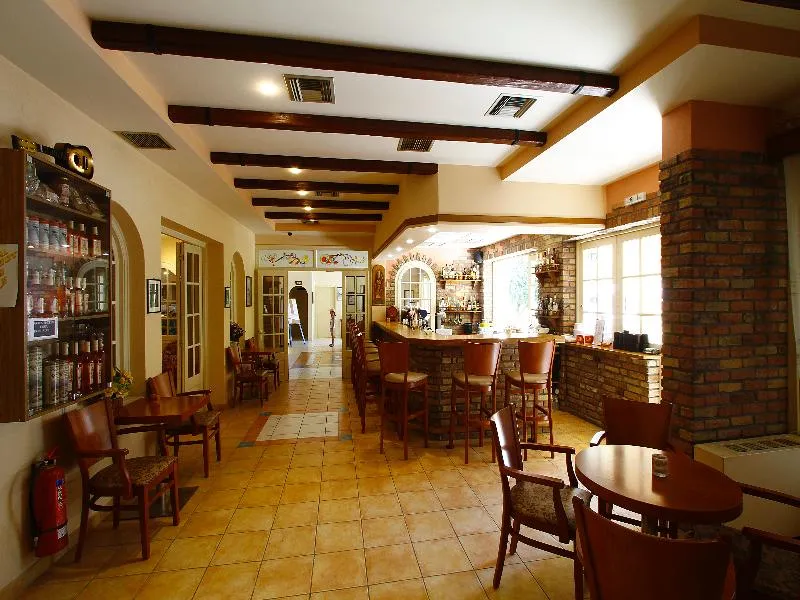 Lobby, Bintzan Inn, Corfu